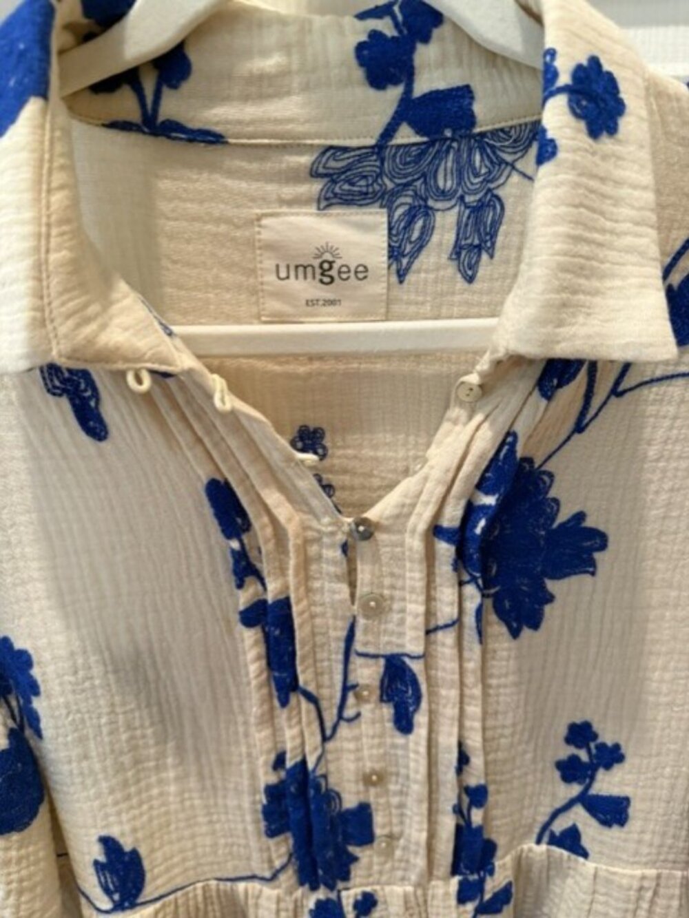 Umgee Embroidred Top Size Small - Picture 5 of 5